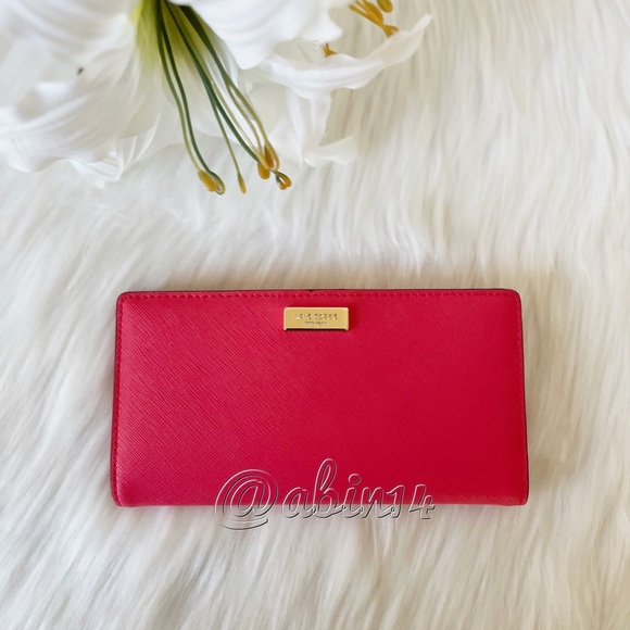 Kate Spade Slim Bifold Leather Wallet